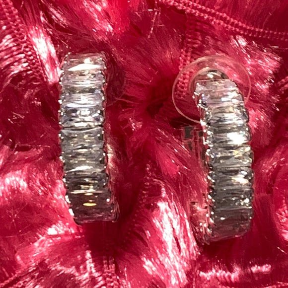 Silver Hoop Earrings with Sparkly Zircon Stones, NEW - Picture 4 of 7